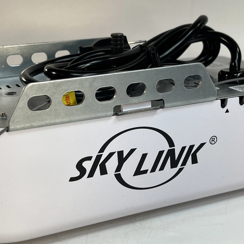 Skylink Atoms Garage Door Opener ATR-600 Motor Brand NEW Unused - Image 2 of 4