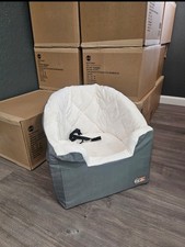 Dog/Cat car seat NEW in box