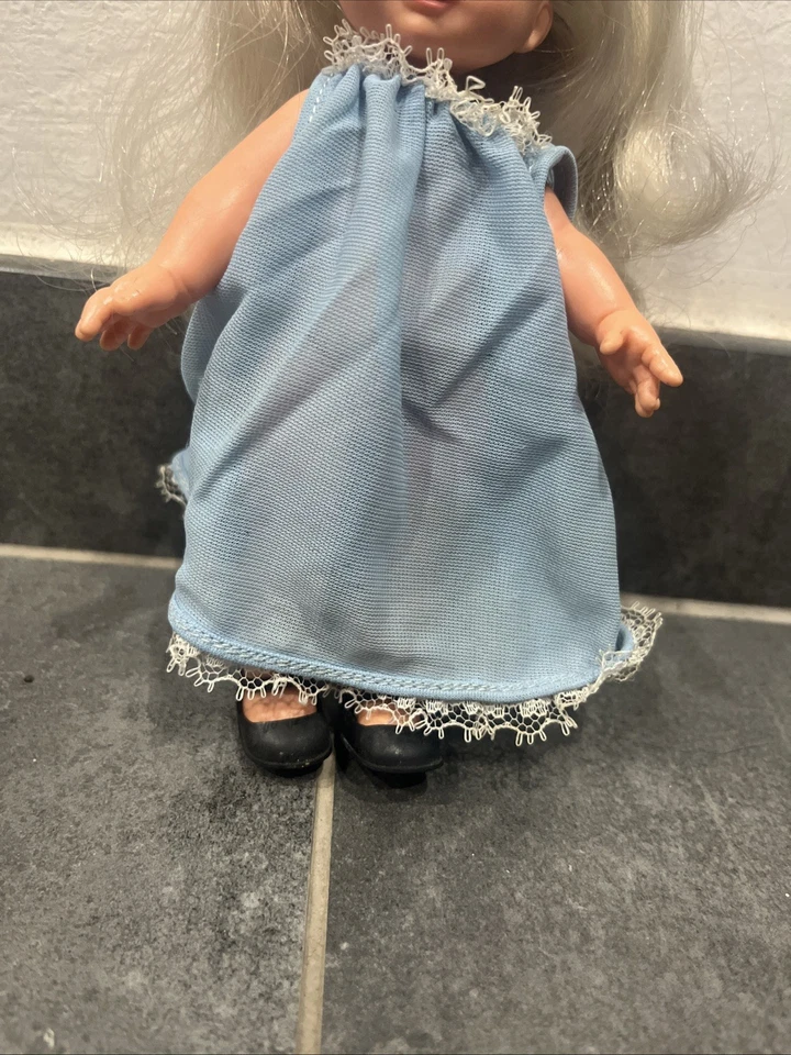 Lisa Mini Furga Anni 70 Con Camicia Mod.9051 - Immagine 3 di 4