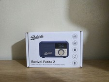 Image of Roberts Revival PETITE2 FM/DAB/DAB+ Digital Radio with Midnight Blue