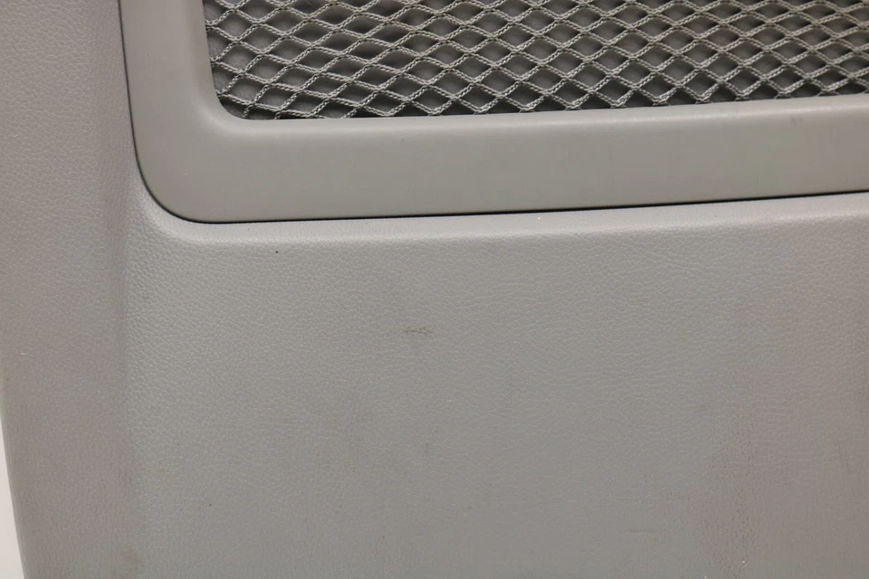 2006 BMW 325I - Front Upper SEAT BACK Panel W/ NET 6955598 - Image 2 of 4