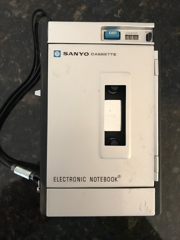 SANYO MINI CASSETTE RECORDER M-508 - VINTAGE 1970s