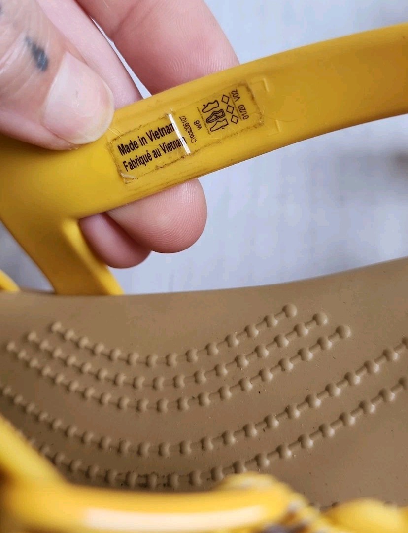 Crocs Womens Tulum Sandal Size 8 Canary Yellow Tan Strappy Fisherman Flat Shoe image 6