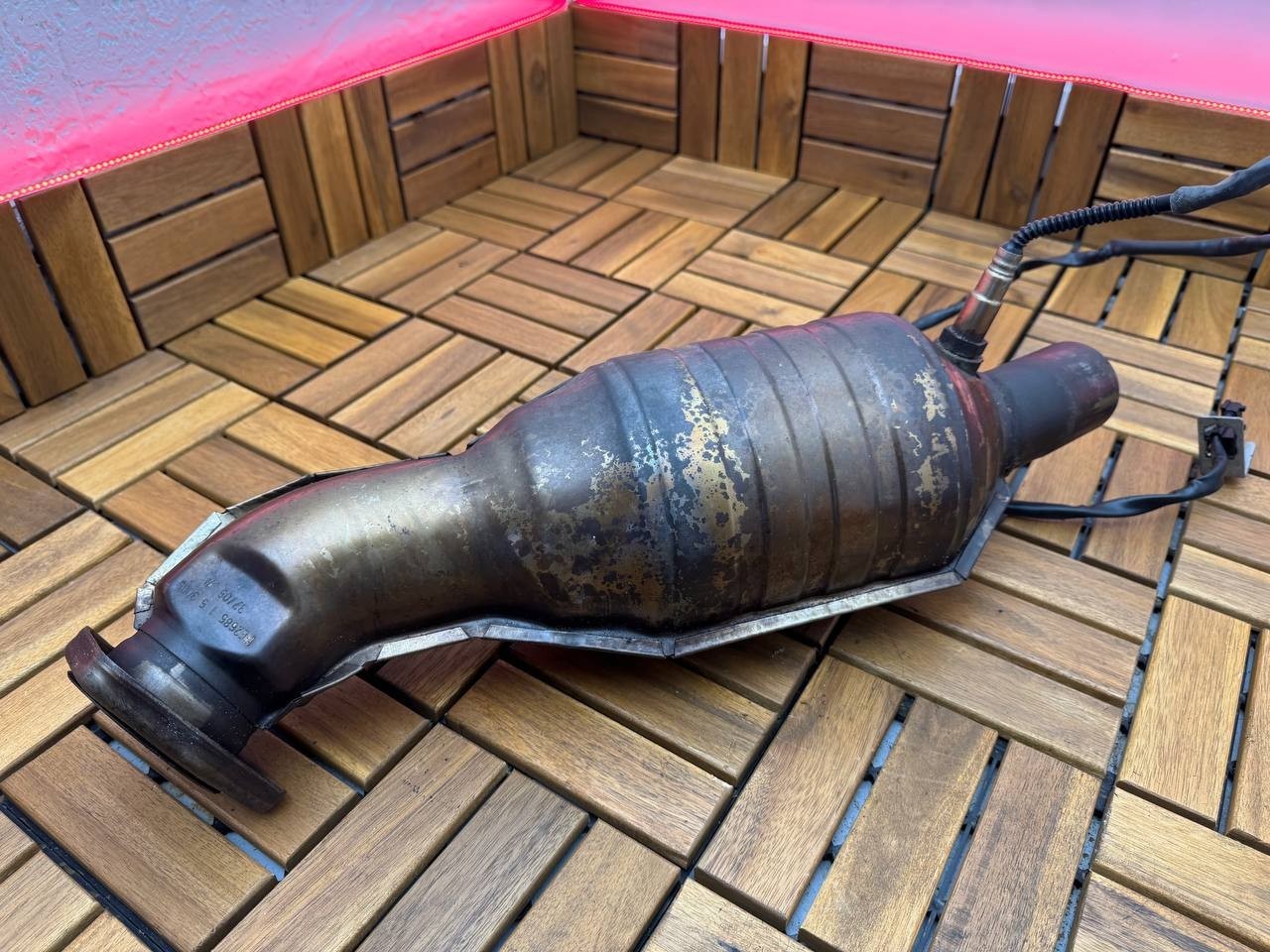 Ferrari F430 RIGHT CATALYTIC CONVERTER with Sensor - 220662