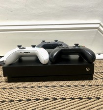Microsoft Xbox One X 1TB Console USED FULLY WORKING 3 Controllers / Power Lead