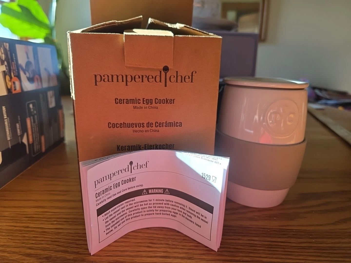 Pampered Chef Ceramic Egg Cooker #1529 in the Box
Opens in a new window or tab