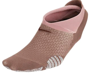 nike grip studio socks