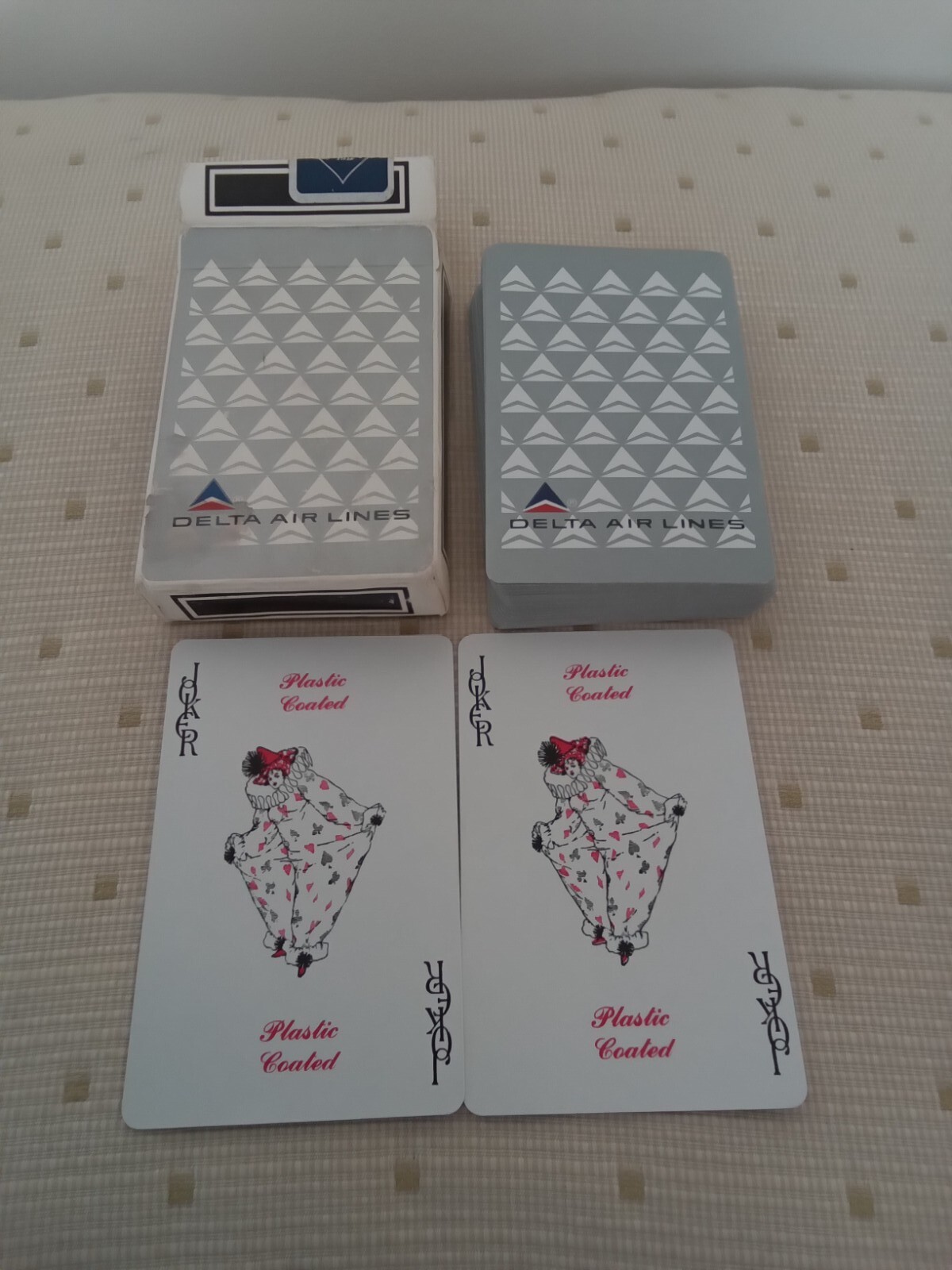 Playing cards delta airlines branded. The US playing card company. 