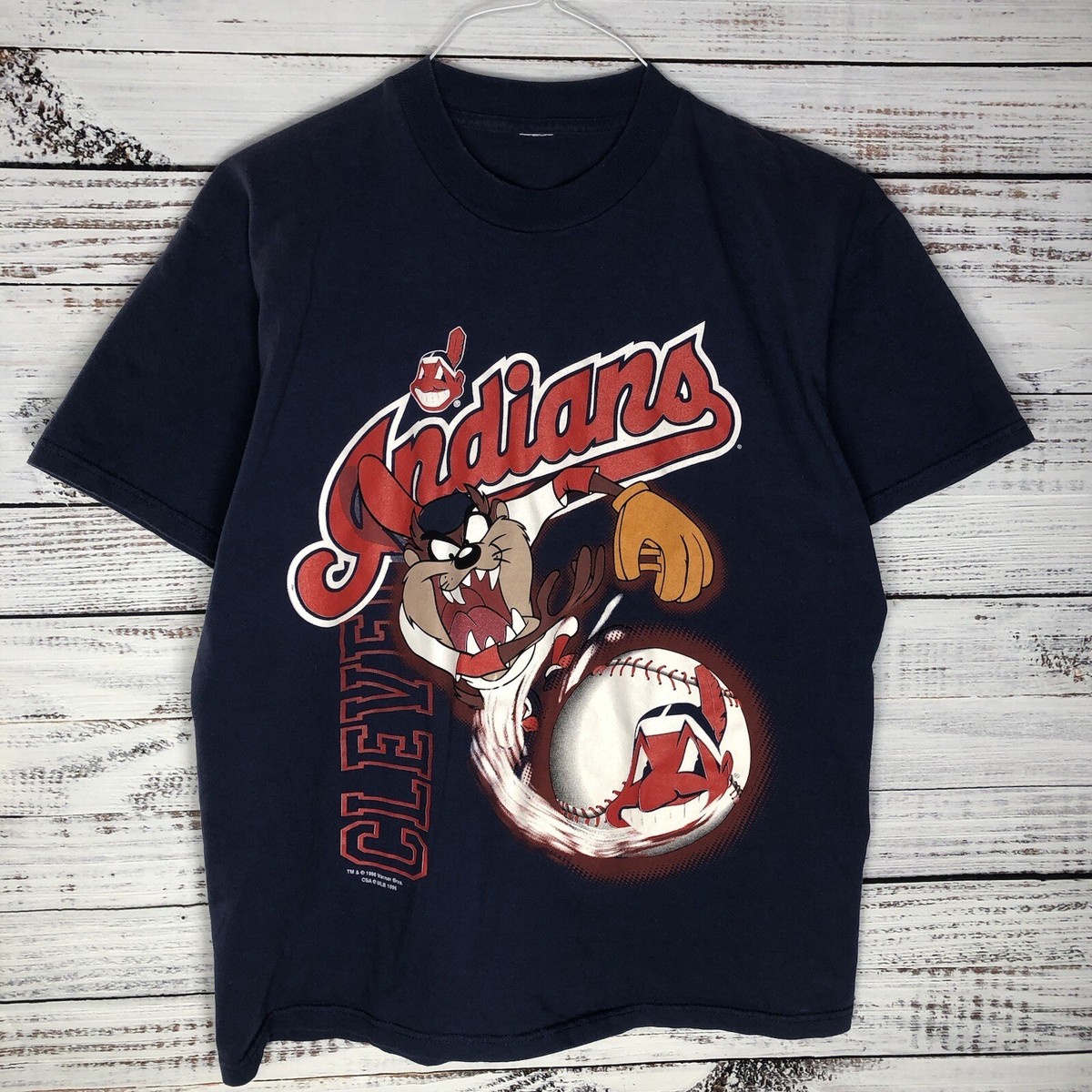 90s MLB インディアンズ × LOONEY TUNES プリント Tシャツ（古着
