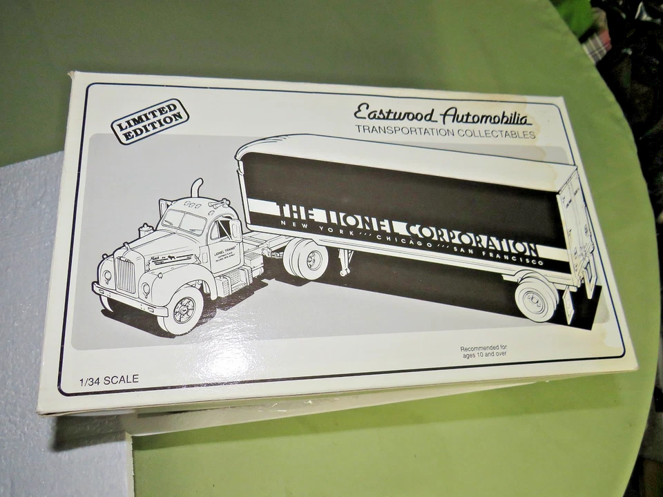 EASTWOOD PRIMERA MARCHA #19-0116 LIONEL MACK 1960 MODELO B-61 TRACTOR & TRALER 1/34 Foto 2 de 4
