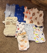 Lot of 8 One-Piece Long Sleeve Bodysuits 0-3 Months Multicolor Zip Snap