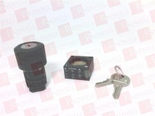 SIEMENS 3SB3000-4FD51 / 3SB30004FD51 (NEW NO BOX)