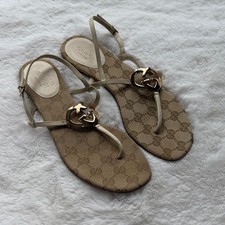 Gucci GG Supreme Canvas Interlocking Heart Thong Sandals size EU 37.5/US 6.5-7