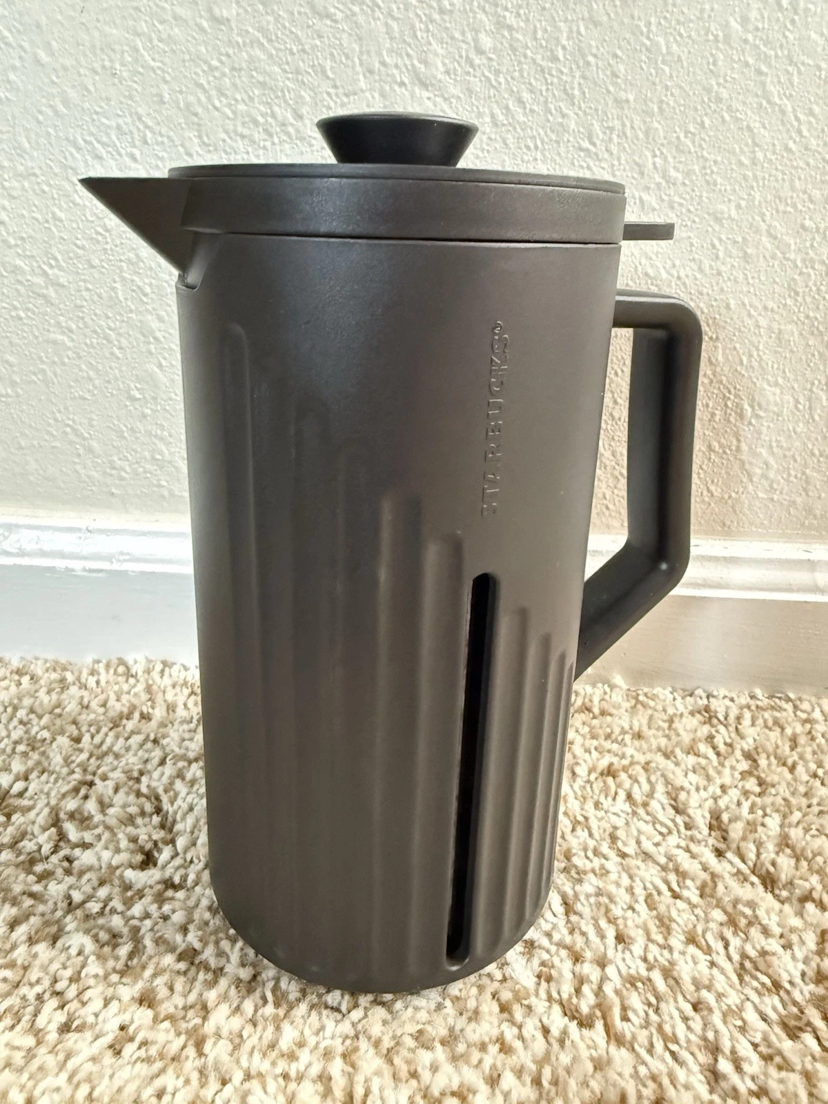 NEW Sleek Modern 8 cup Matte Black French Press Coffee Maker By Starbucks