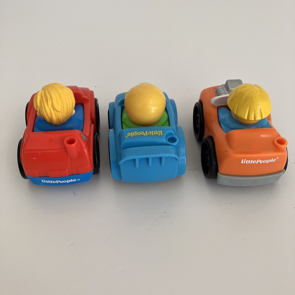 Fisher Price Little People Hot Wheels Wheelies Lot of 3 Racing Toy Cars