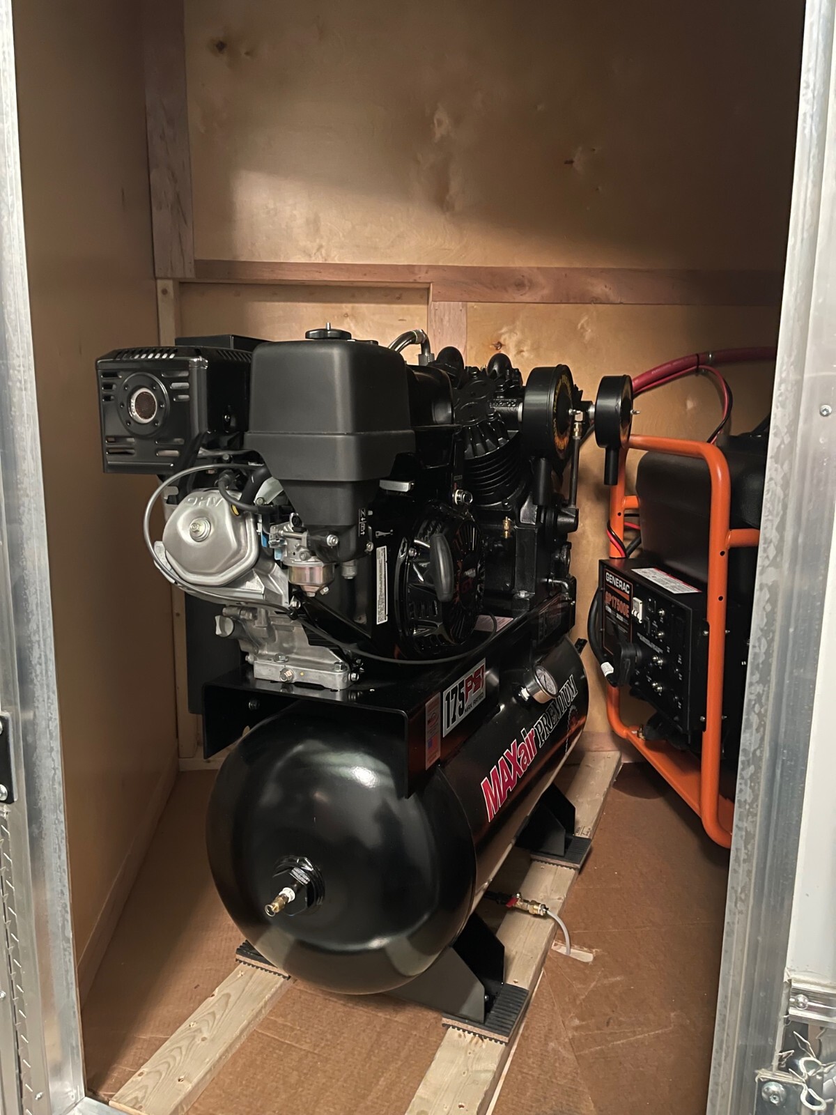 MAXair Air compressor