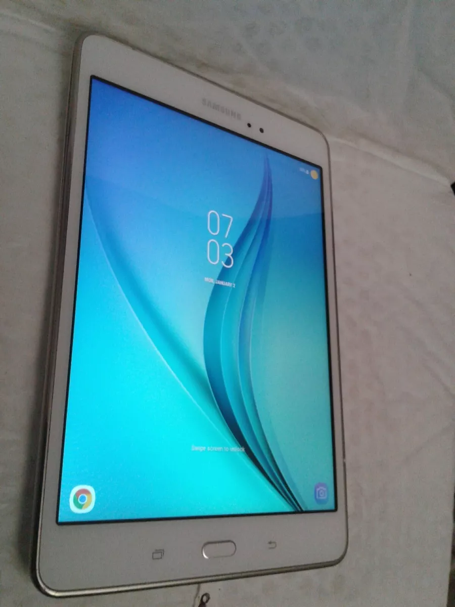 Samsung Galaxy Tab A: 8-inch 16GB Tablet