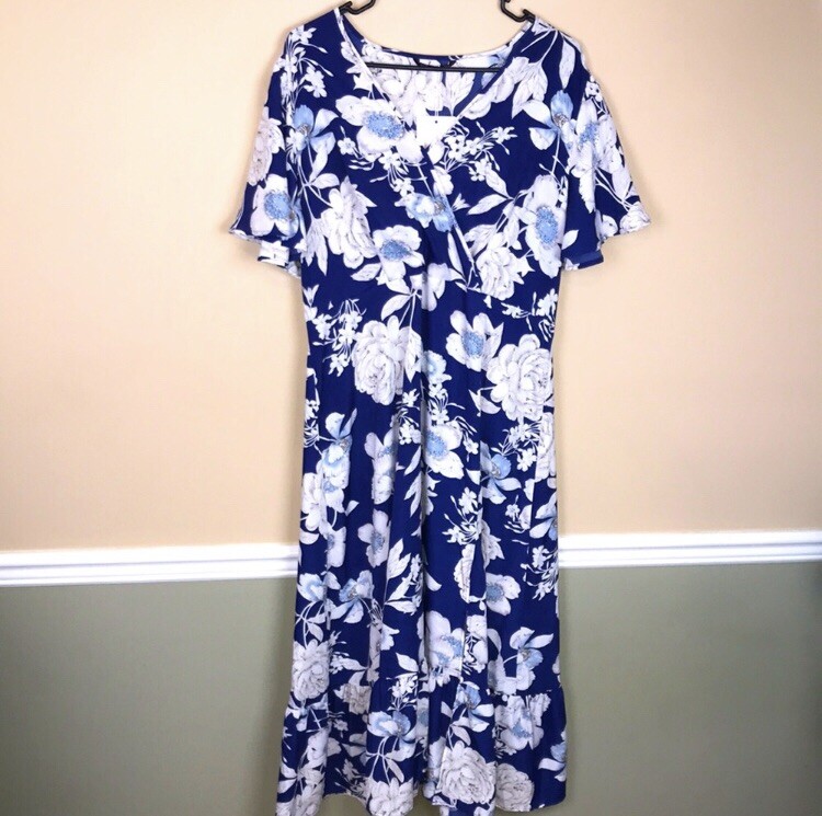 knee length dresses for ladies BloomChic Women's Plus Size Sweet Floral Lace Trim Tiered Maxi Dress Multicolor Ditsy Floral Maxi Vacation Ruched 26/4X