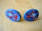 LOT OF 2 EARRINGS HONG KONG RED NUT CLIPS & OVAL PAINTED BLUE FOLK LORE LOOK-.9" — photo 4