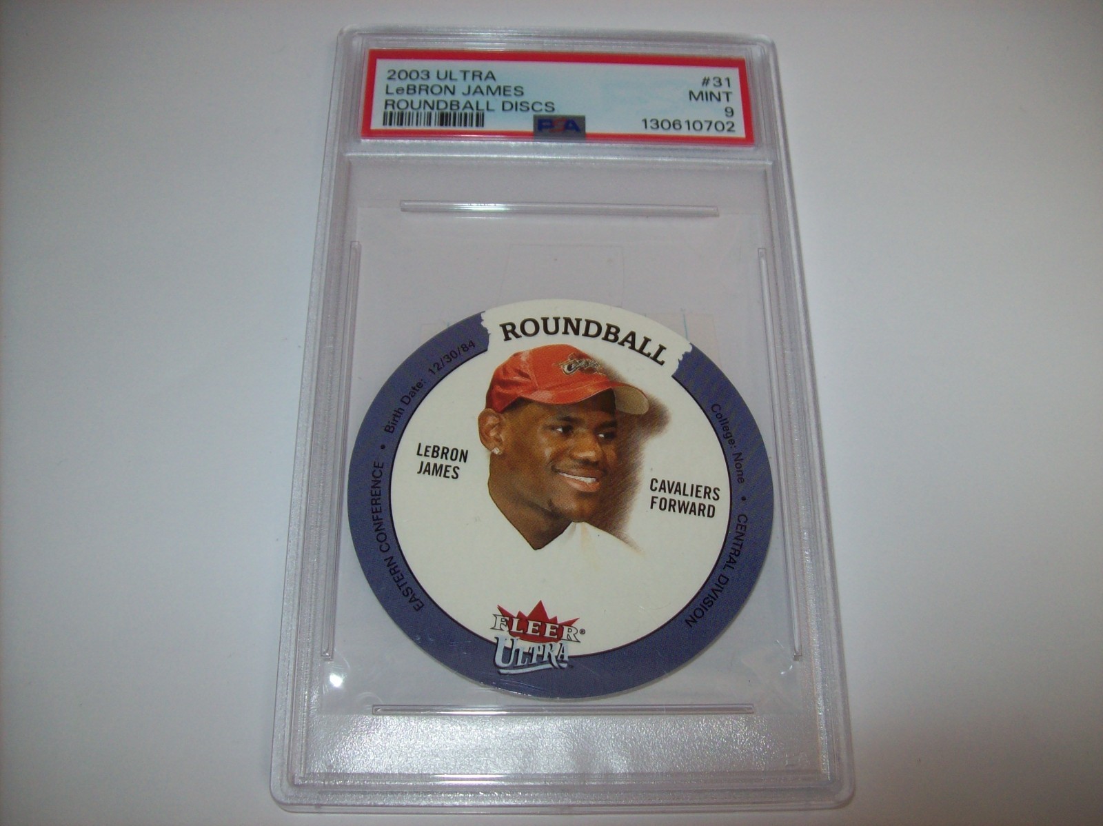 2003 Fleer Ultra LeBron James Roundball Discs Rookie RC #31 PSA 9 Free Shipping