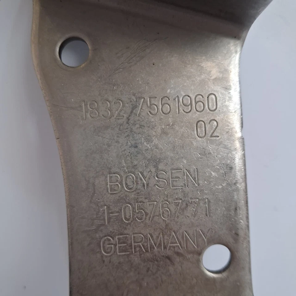 Convertidor catalítico cercano al motor Rolls-Royce Ghost Bracket 09-20 18327561960 Foto 4 de 4