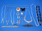 19pc Vintage Costume Jewelry Lot Rhinestone Faux Pearl Bead Crystal Estate Finds
