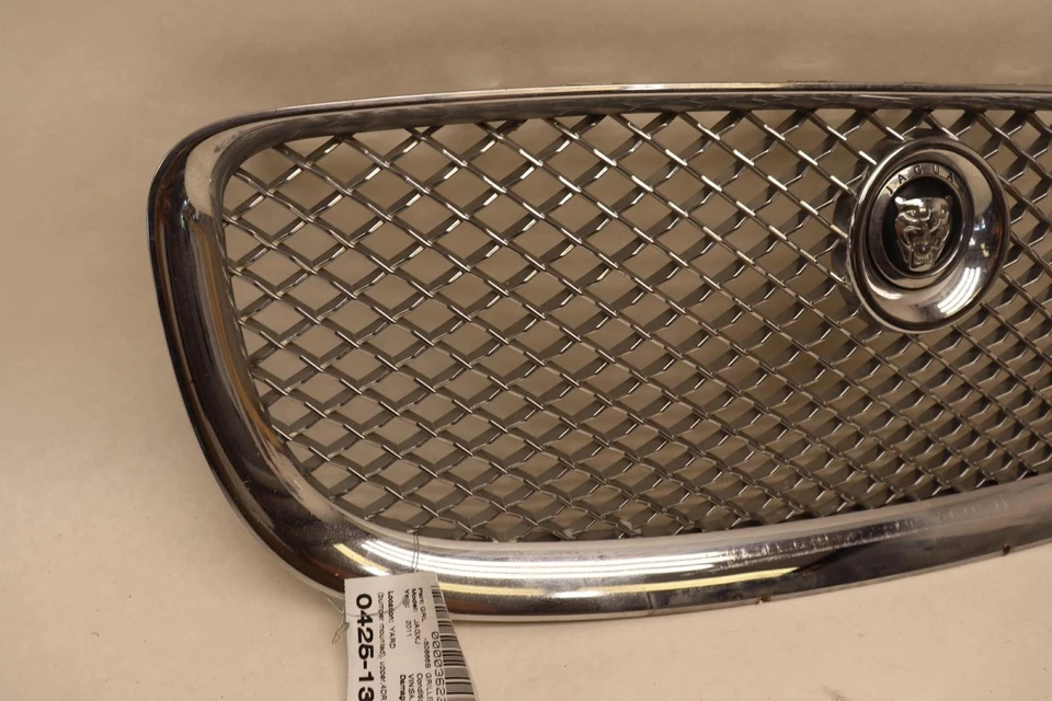 2010-2015 JAGUAR XJ PARA-CHOQUE DIANTEIRO GRADE PRINCIPAL CROMADA FABRICANTE DE EQUIPAMENTO ORIGINAL - Imagem 4 de 4