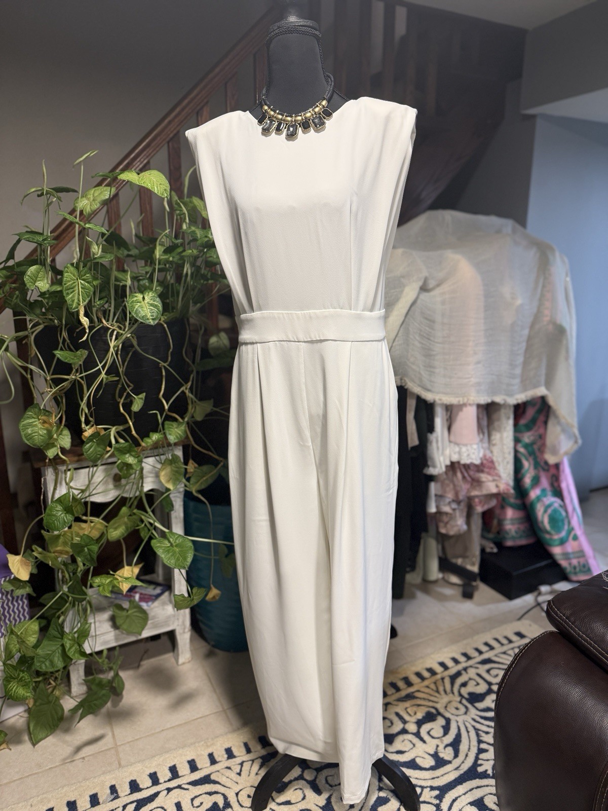 White Jumpsuit with Shoulder Pads, Elegant Wide Leg, Timeless Power Look-image