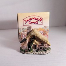 David Winter Cottages "DROVERS COTTAGE"  1982. Box included.