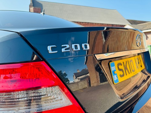 2010 Mercedes-Benz C Class C200 CDI BlueEFFICIENCY Sport 4dr DIESEL SALOON - Picture 13 of 24