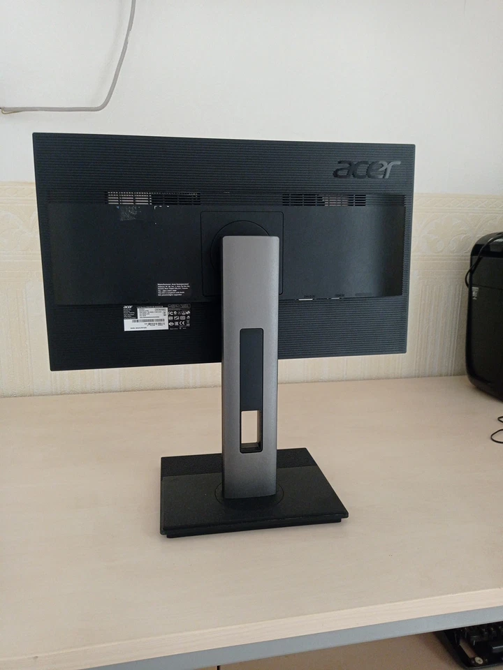 Acer B246HL YMDR Monitor 24" TFT LCD Pivot 1920 x 1080 FullHD LED-Backlight - Bild 3 von 4