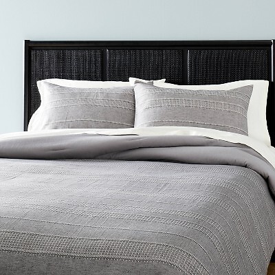 Комплект постельного белья FullQueen Pickstich Stripe Comforter из 3 предметов Железнодорожный серый - Hearth - 6190₽