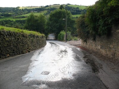 #ad #ad Photo 6x4 Leaking hydrant on Washer Lane Sowerby Bridge Water flows down c2010 GBP 2.00
