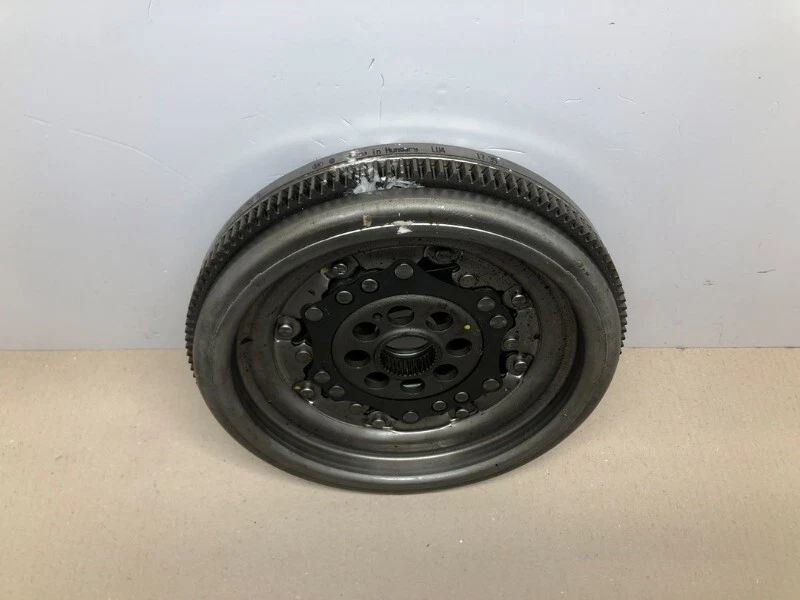 ZWEIMASSENSCHWUNGRAD Volkswagen Golf VII (AUA) 2016 06K105266A - Изображение 4 из 4