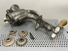 Vintage No # 72 Universal Table Top Meat Grinder Food Chopper L.F&C New Britain