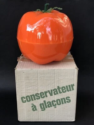 Ancien SEAU A GLACE BAC A GLAÇONS VINTAGE TOMATE PLASTIQUE années 70 - Photo 1/4