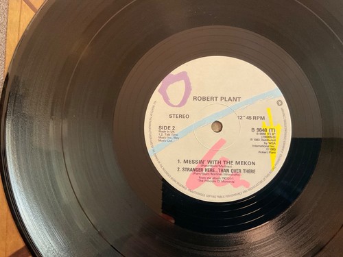 ROBERT PLANT,BIG LOG,1ST UK PRESS,VINTAGE 1983 12” 45rpm.EX/EX - Picture 3 of 4
