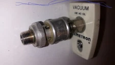 Medical Vacuum Chemetron Male quick connector with on-off slide valve