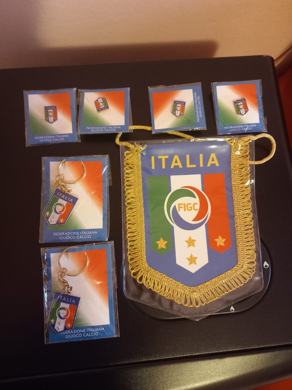 Italy Official FIGC Pennant - Keychain No. 6