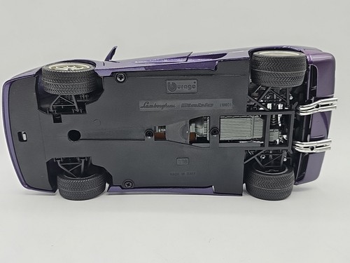 Bburago Purple 1990 Lamborghini Diablo 1:18 Scale Diecast Model Made In Italy - Picture 9 of 11