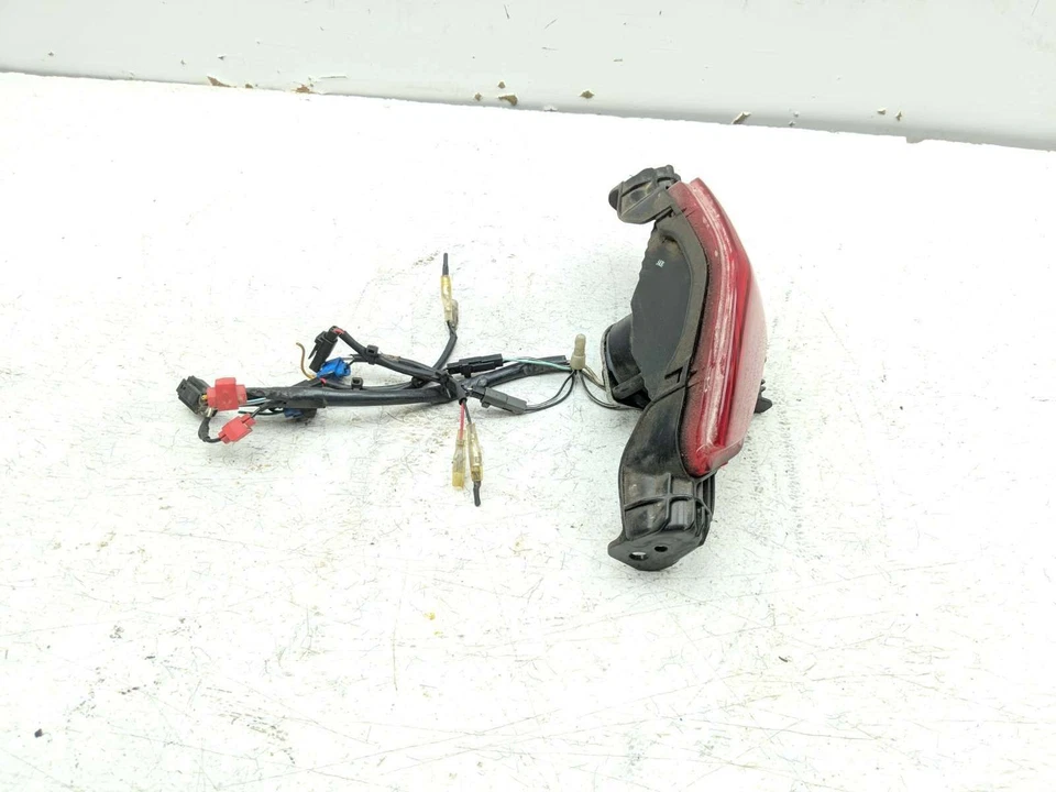 Luz trasera 13 Suzuki DL650 V Strom luz de freno trasera lámpara lente A Foto 2 de 4