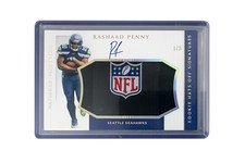 Rashaad Penny RPA (rookie patch auto) numbered 1/3🔥national treasures nfl card