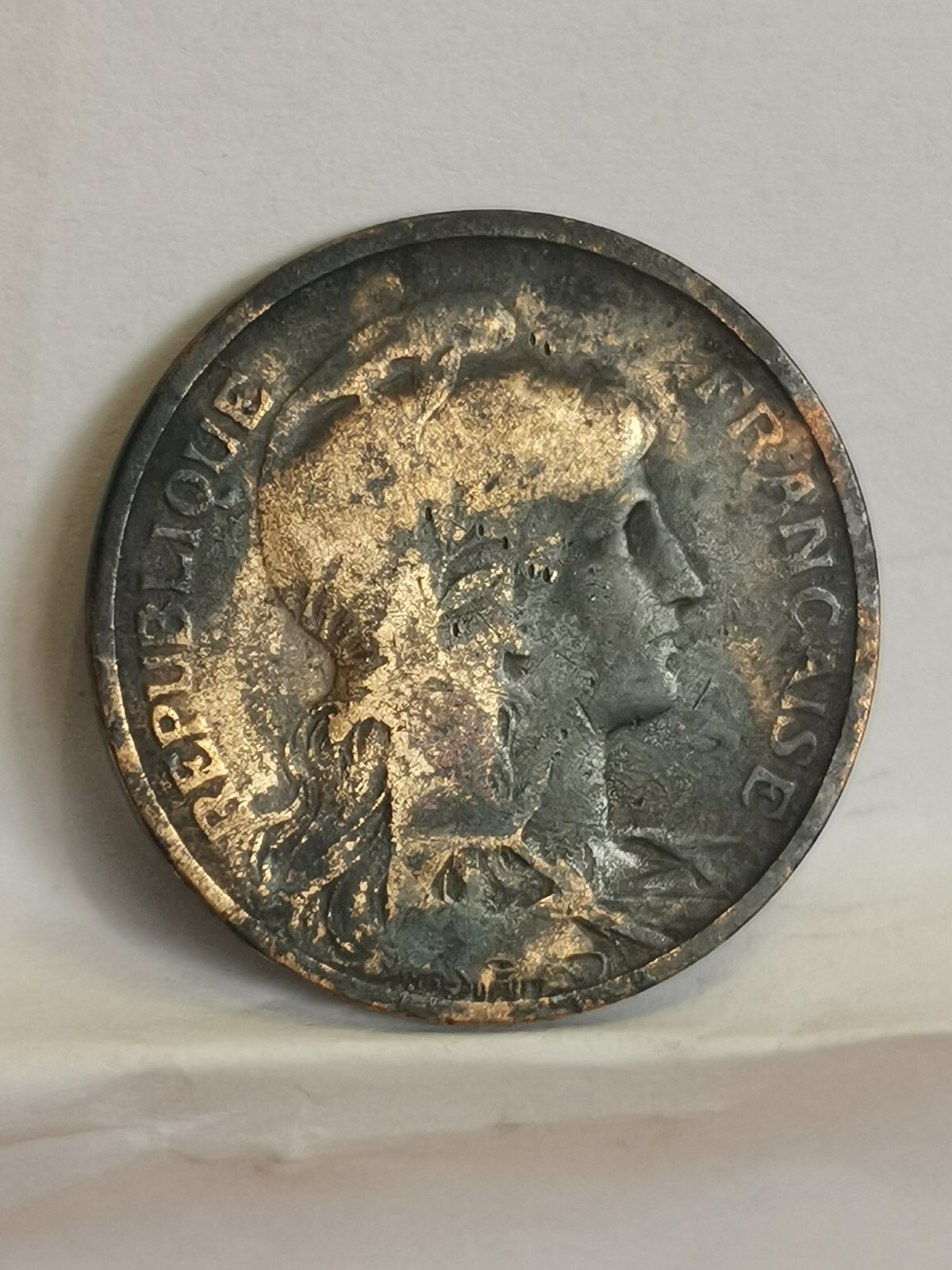 Picture 2 of 3
