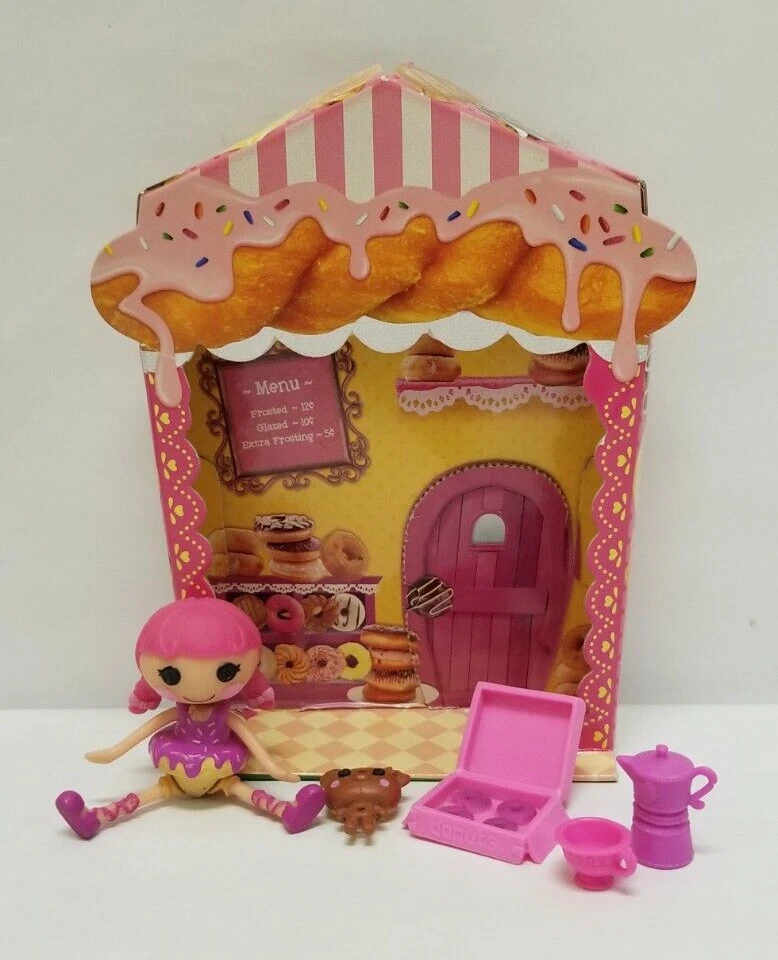 Lalaloopsy House Cake