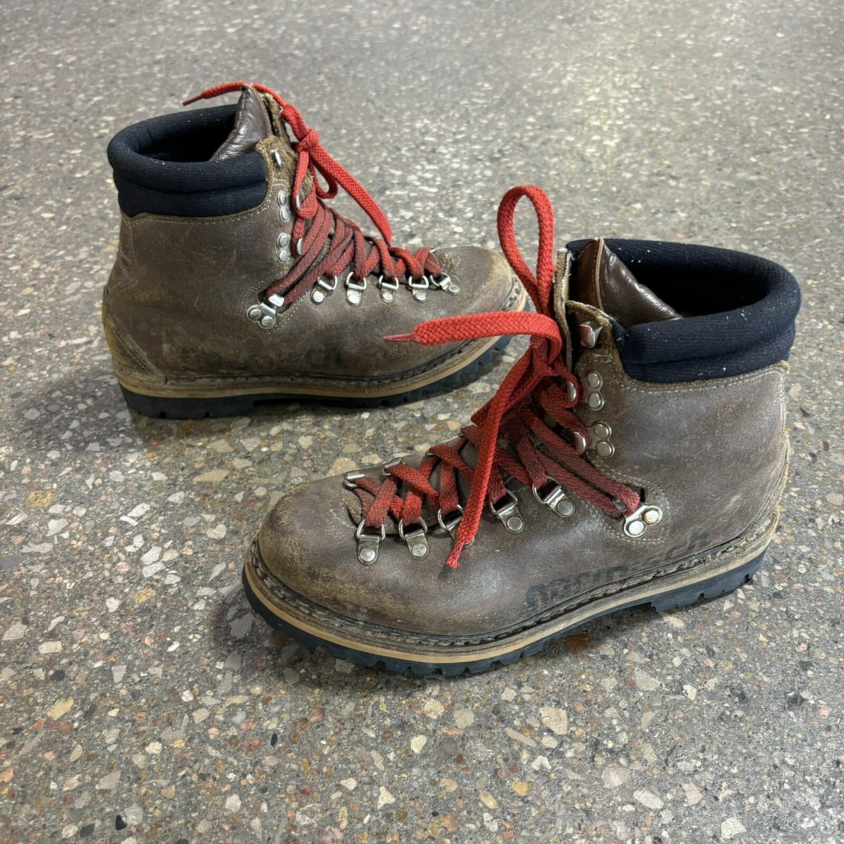 MUNARI VINTAGE Men’s Size 8 Hiking Boots 219RE Vintage Leather Hiking Boots from 1969 main image 4