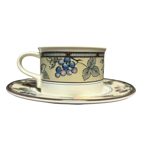 Mikasa talla jardín taza y platillo juego horno seguro para lavavajillas estampado de fruta - Imagen 3 de 14