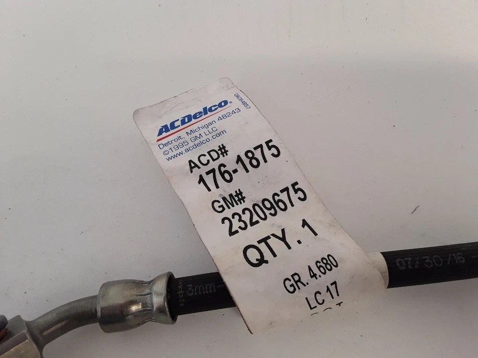 Mangueira hidráulica de freio traseira direita ACDelco 176-1875 para Chevy Colorado, GMC Canyon - Imagem 3 de 3