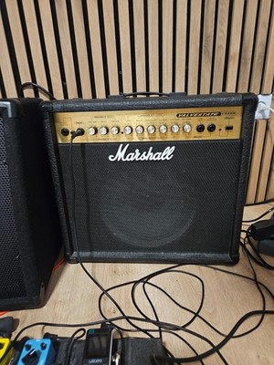 Verstärker für E-Gitarre  Marshall Valvestate VS30R  Vintage  10'' Speaker