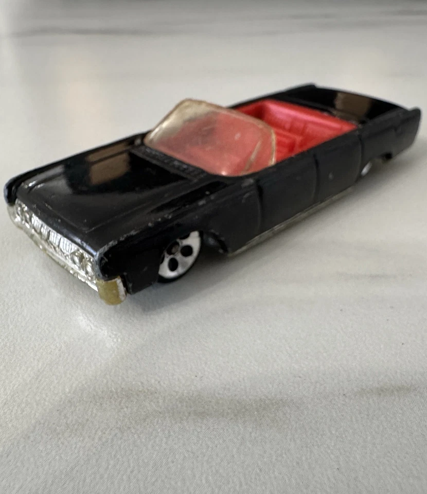 Hot Wheels -Continental Lincoln 64 -Année 1999 -Très Bon État - Photo 2/4