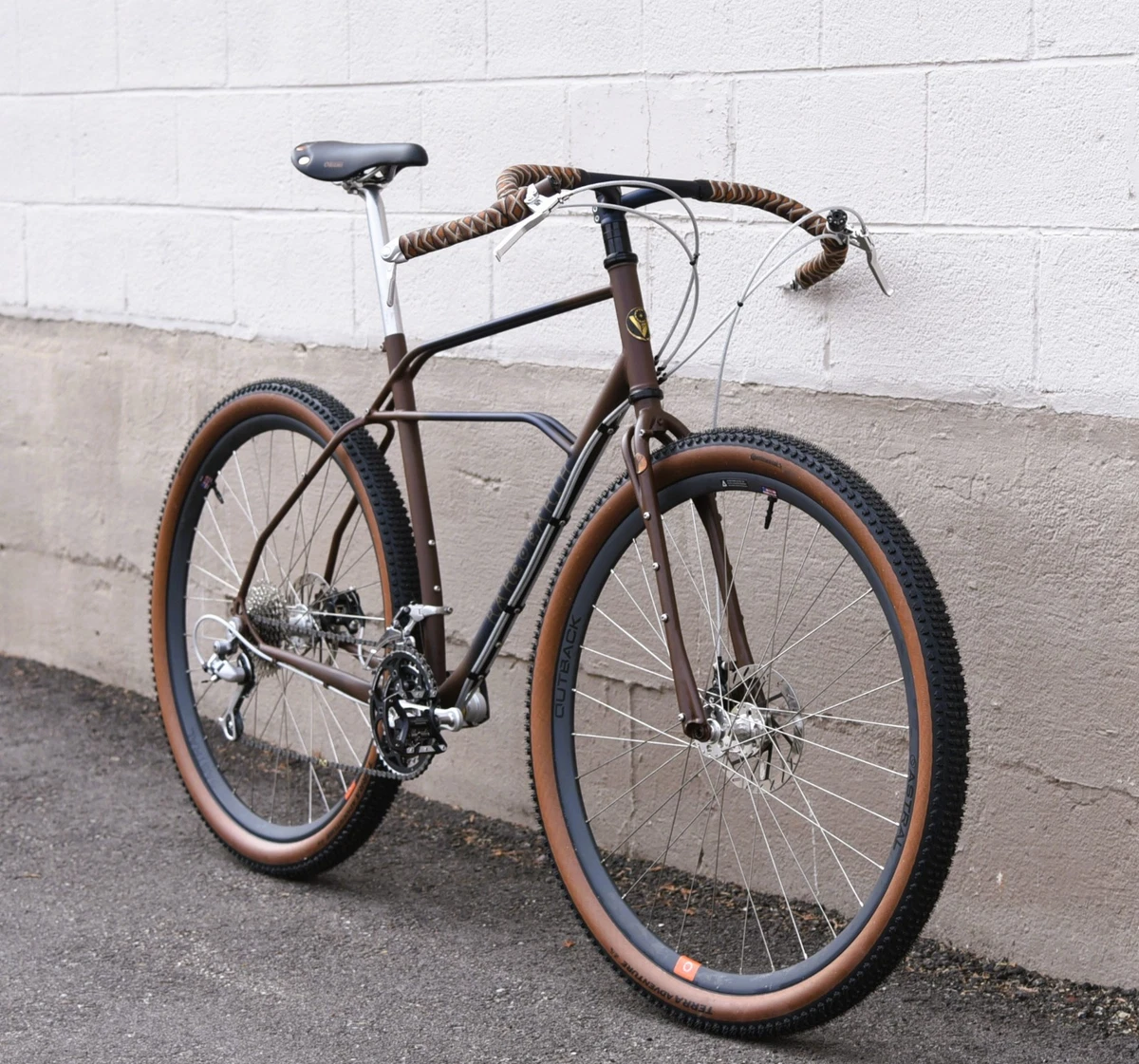 Vélo De Ville Gravel FLOATER 8 Vitesses - Cadre Aluminium Gris, Roues 28", Taille 53/57cm, Neuf